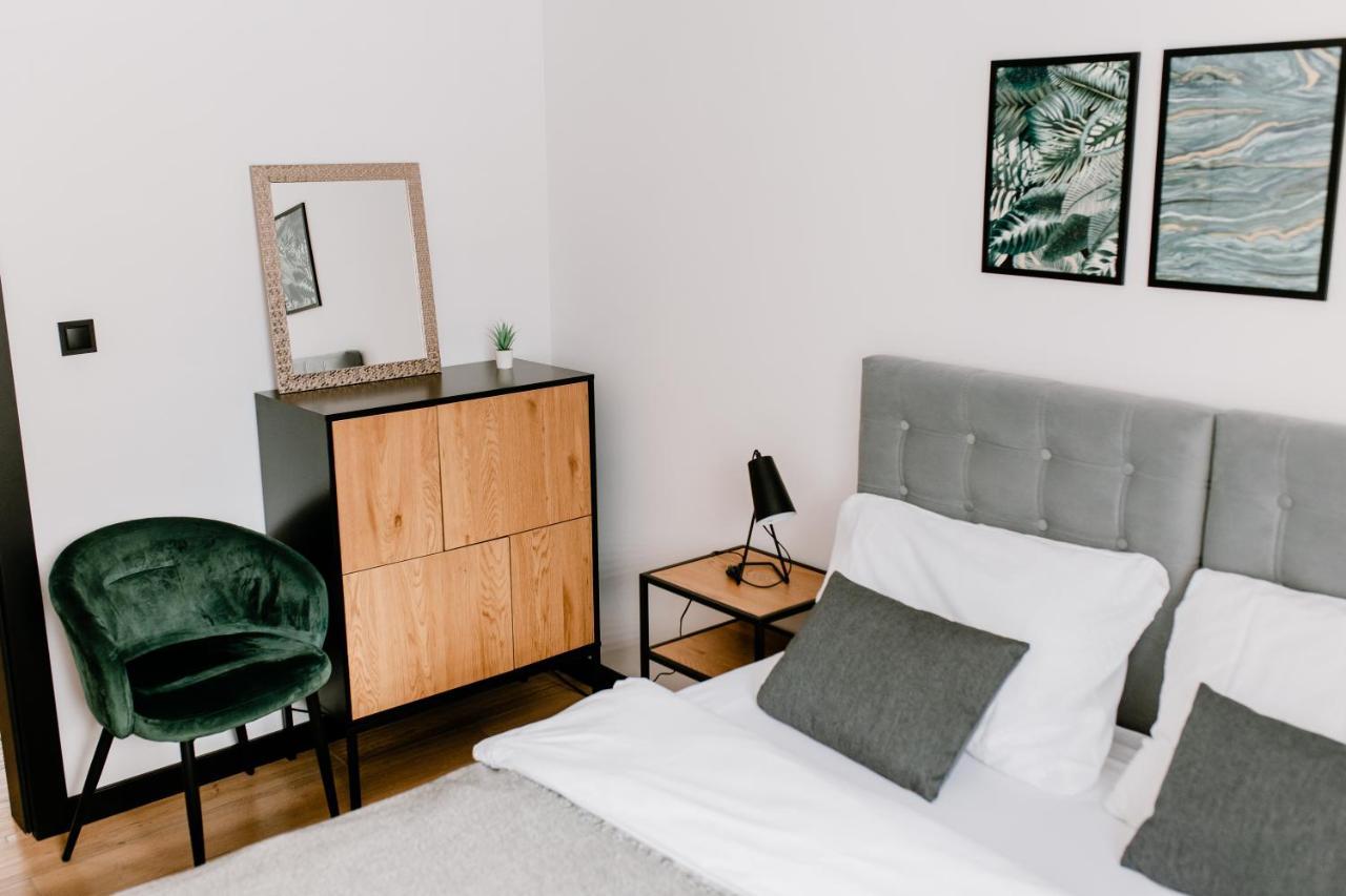 Apartamenty Larice - Podgrzewany Basen, Balia I Sauna Swieradow-Zdroj Luaran gambar