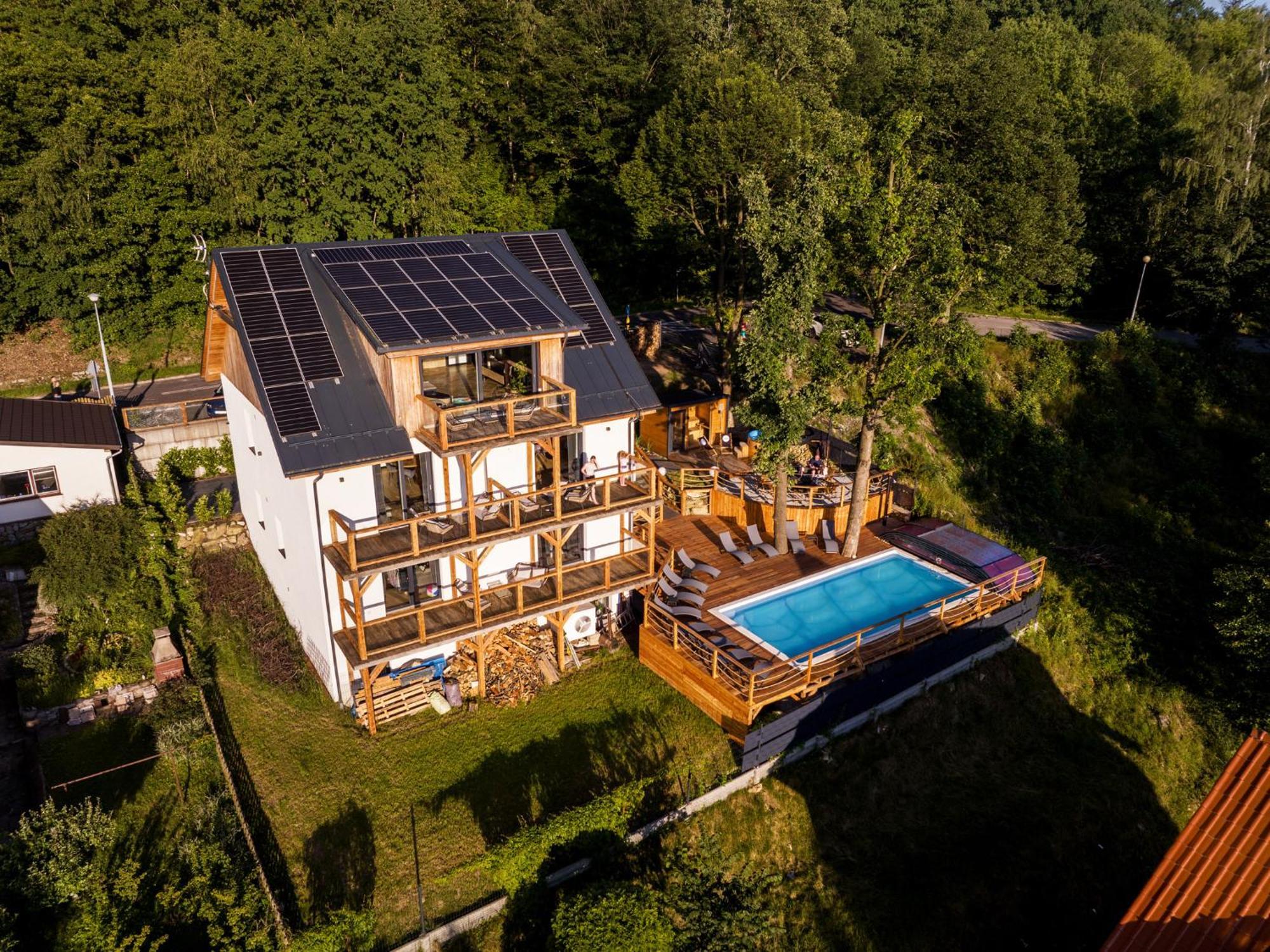 Apartamenty Larice - Podgrzewany Basen, Balia I Sauna Swieradow-Zdroj Luaran gambar