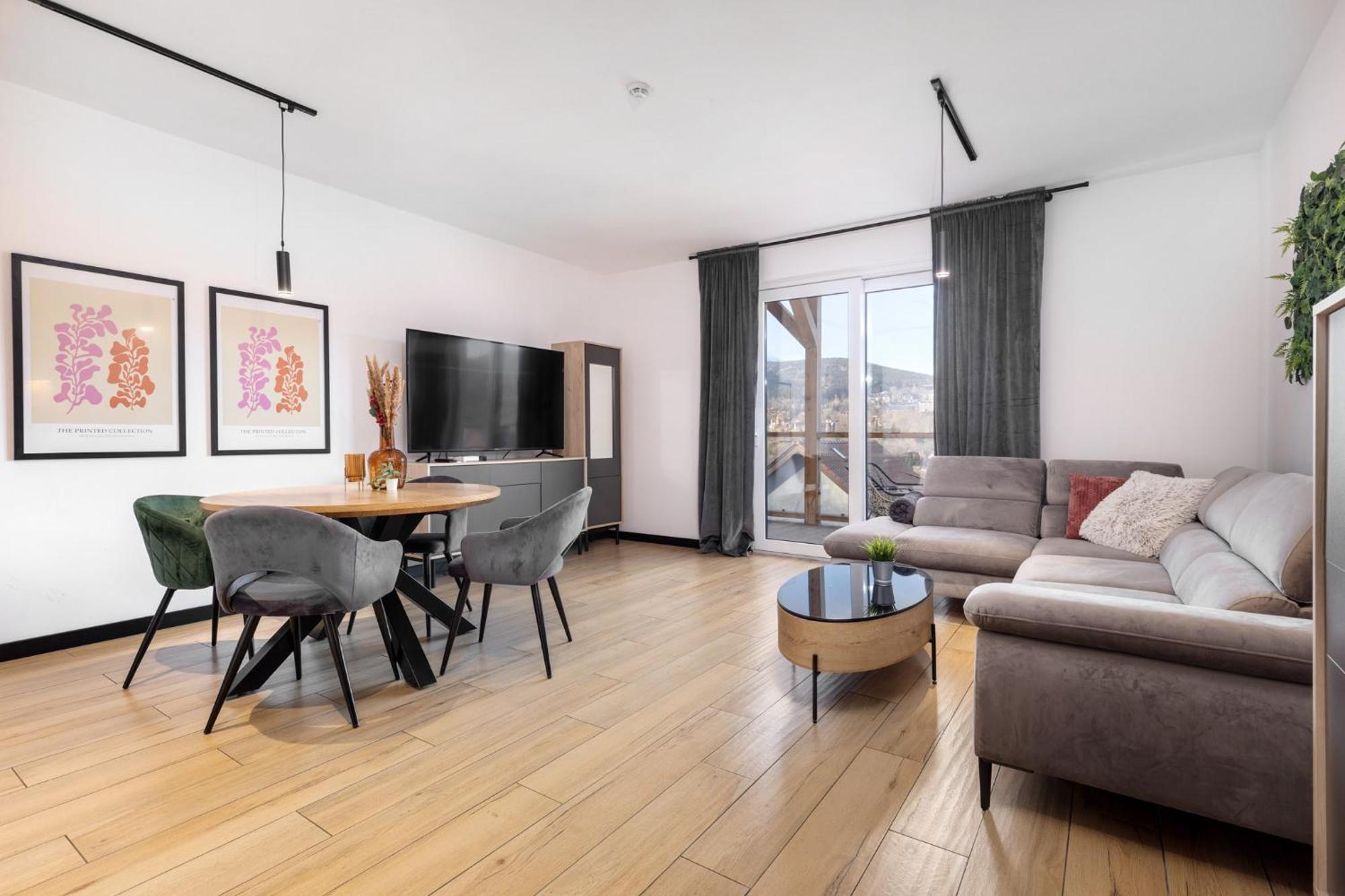 Apartamenty Larice - Podgrzewany Basen, Balia I Sauna Swieradow-Zdroj Bilik gambar
